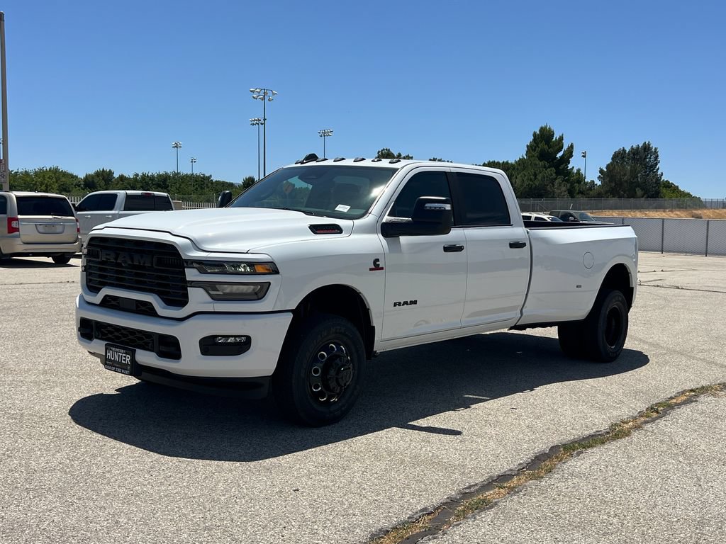 New 2026 RAM 3500 Big Horn AWD/4WD image 2