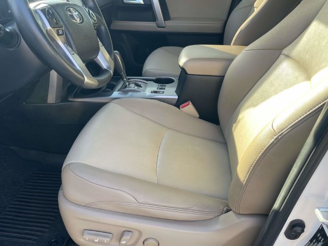 Used 2021 Toyota 4Runner SR5 Premium w/ Moonroof Package RWD image 14