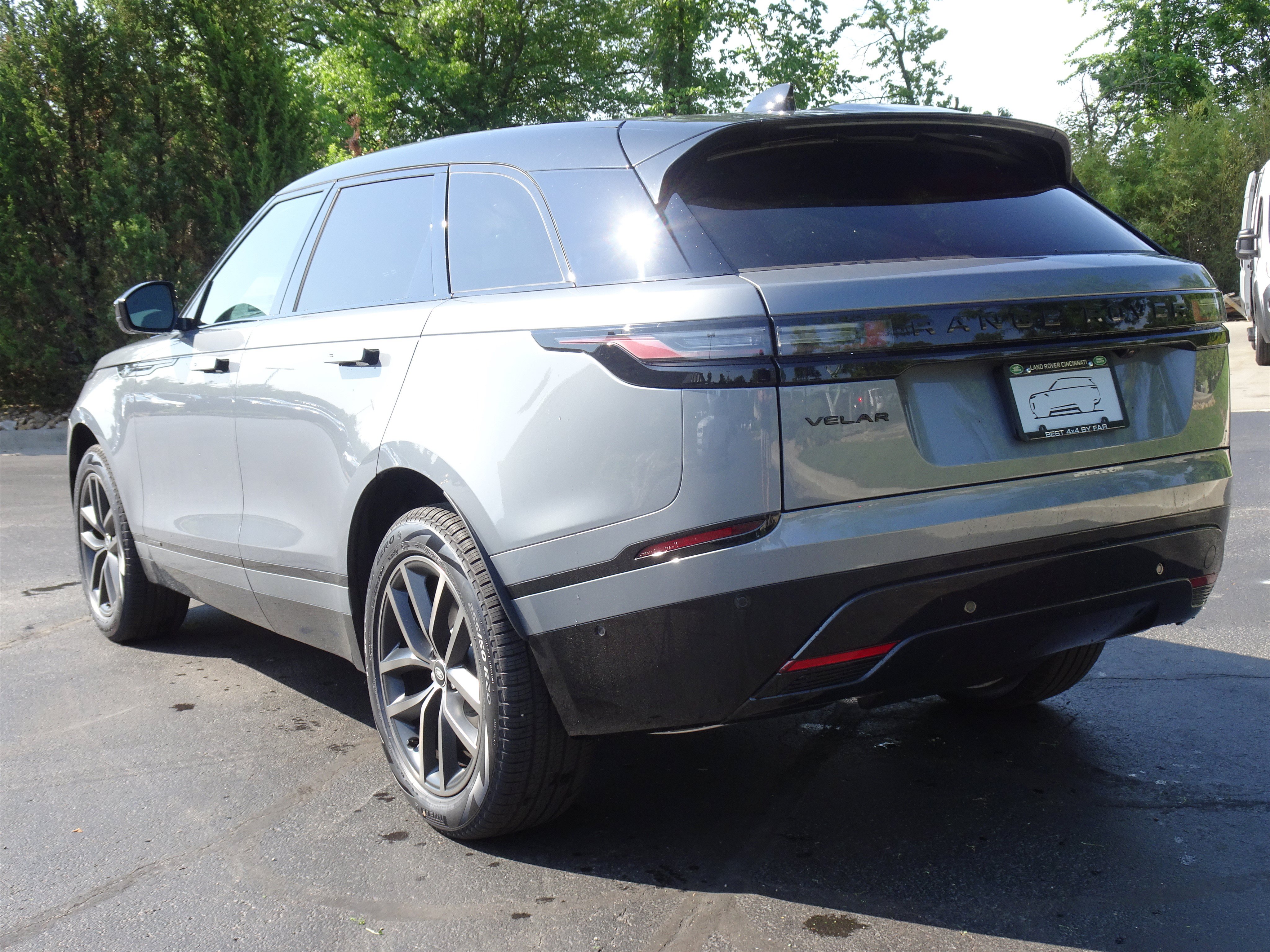 New 2026 Land Rover Range Rover Velar Belgravia AWD/4WD image 10
