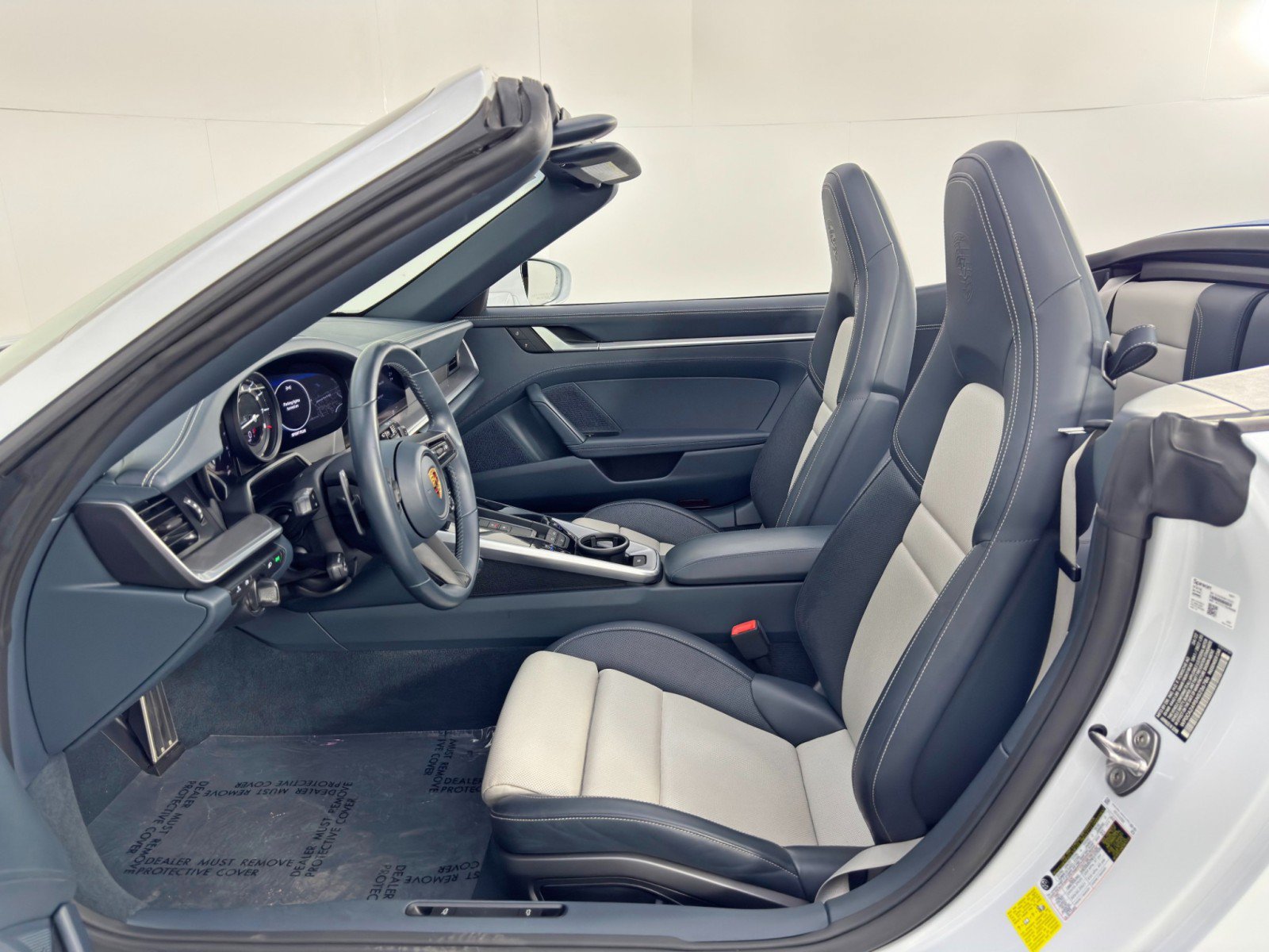 Used 2022 Porsche 911 Carrera image 15