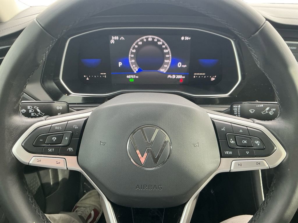 Used 2022 Volkswagen Jetta SE w/ Panoramic Sunroof Package image 23