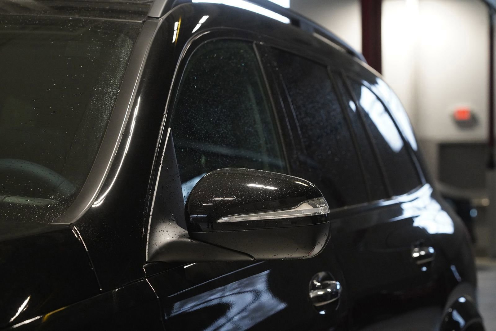 New 2026 Mercedes-Benz GLS 580 4MATIC image 9