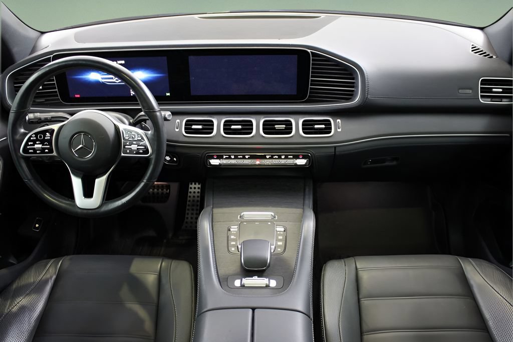 Used 2021 Mercedes-Benz GLS 580 4MATIC image 23