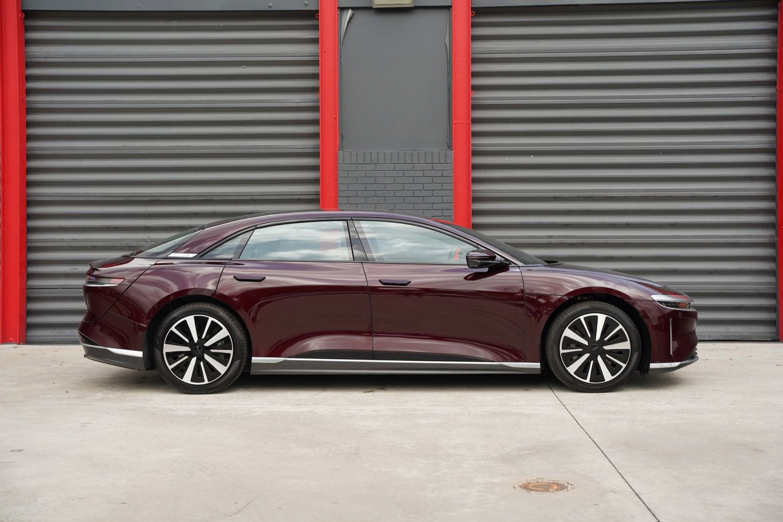 Used 2024 Lucid Air Touring image 6