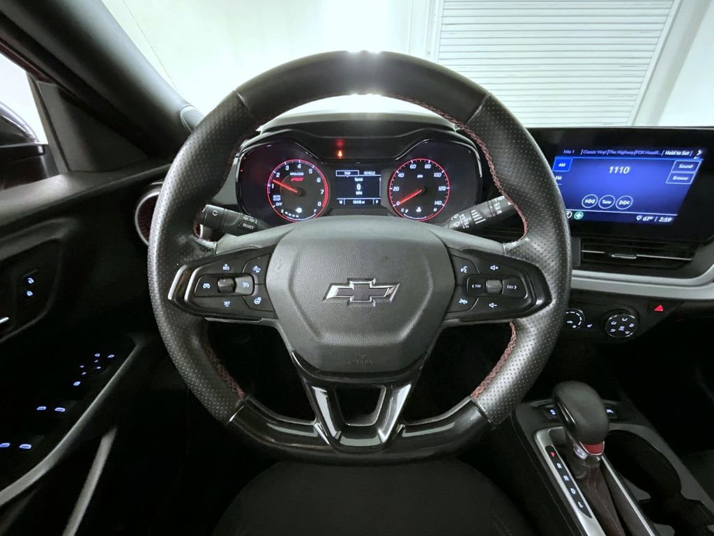 Certified 2024 Chevrolet Trax RS w/ Driver Confidence Package image 11