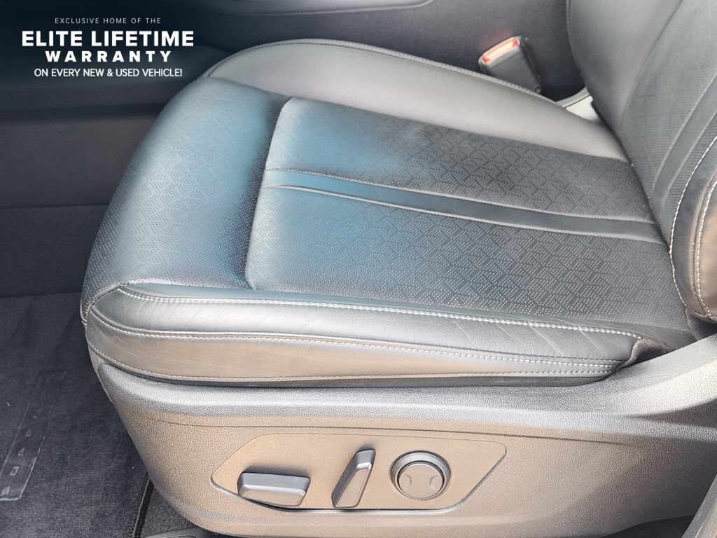 Used 2022 Kia Sorento S FWD image 21