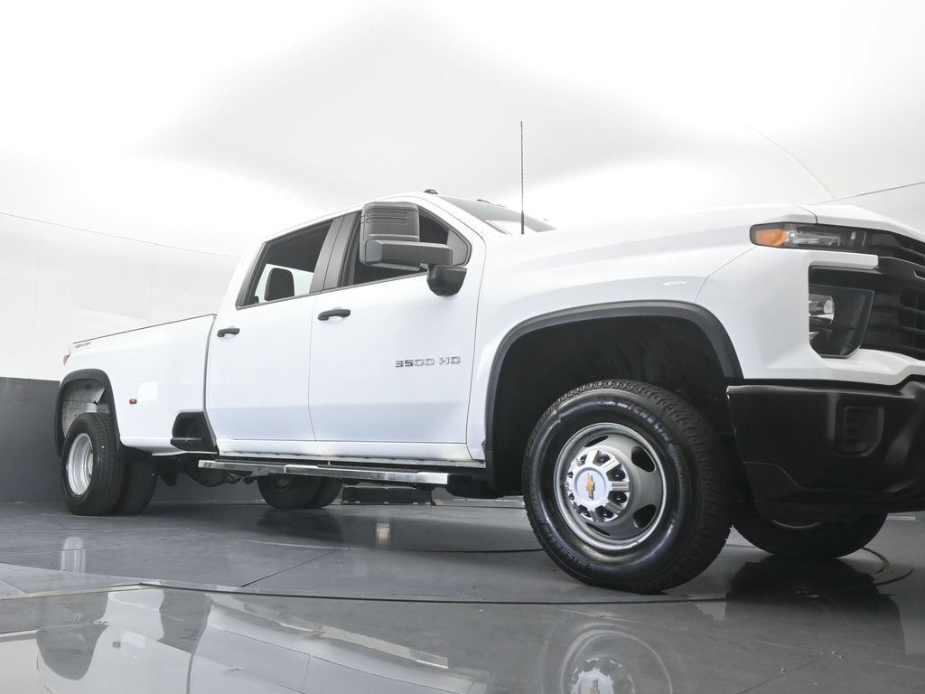 Used 2026 Chevrolet Silverado 3500 W/T AWD/4WD image 58