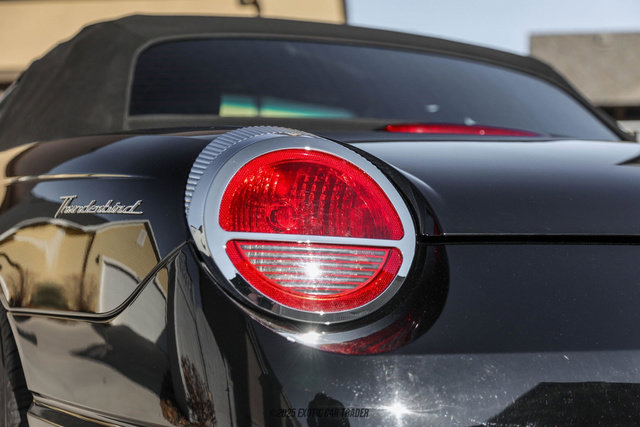 Used 2002 Ford Thunderbird Deluxe image 87