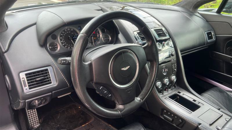 Used 2008 Aston Martin V8 Vantage Roadster RWD image 41
