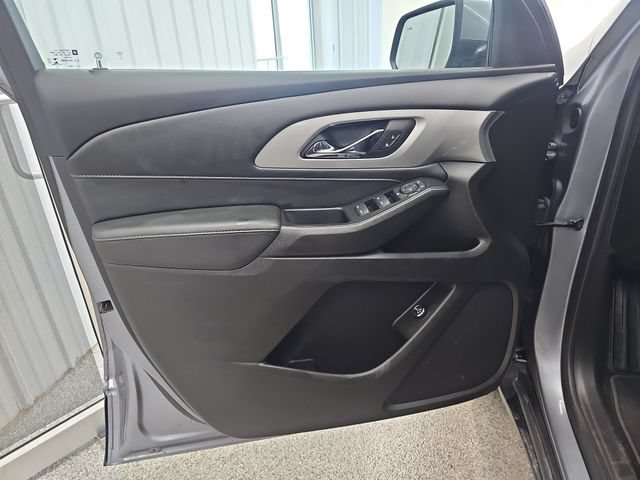 Used 2021 Chevrolet Traverse LT w/ LPO, Floor Liner Package AWD/4WD image 10