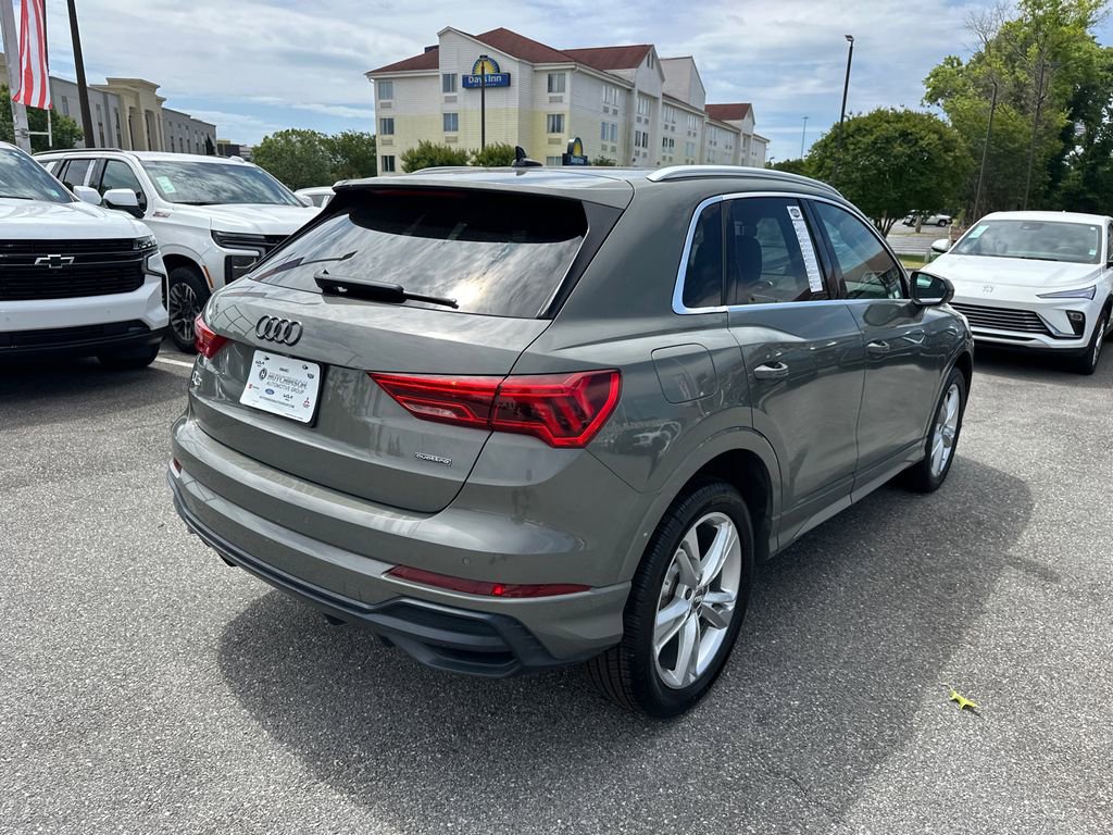 Used 2020 Audi Q3 2.0T Premium w/ Convenience Package AWD/4WD image 7