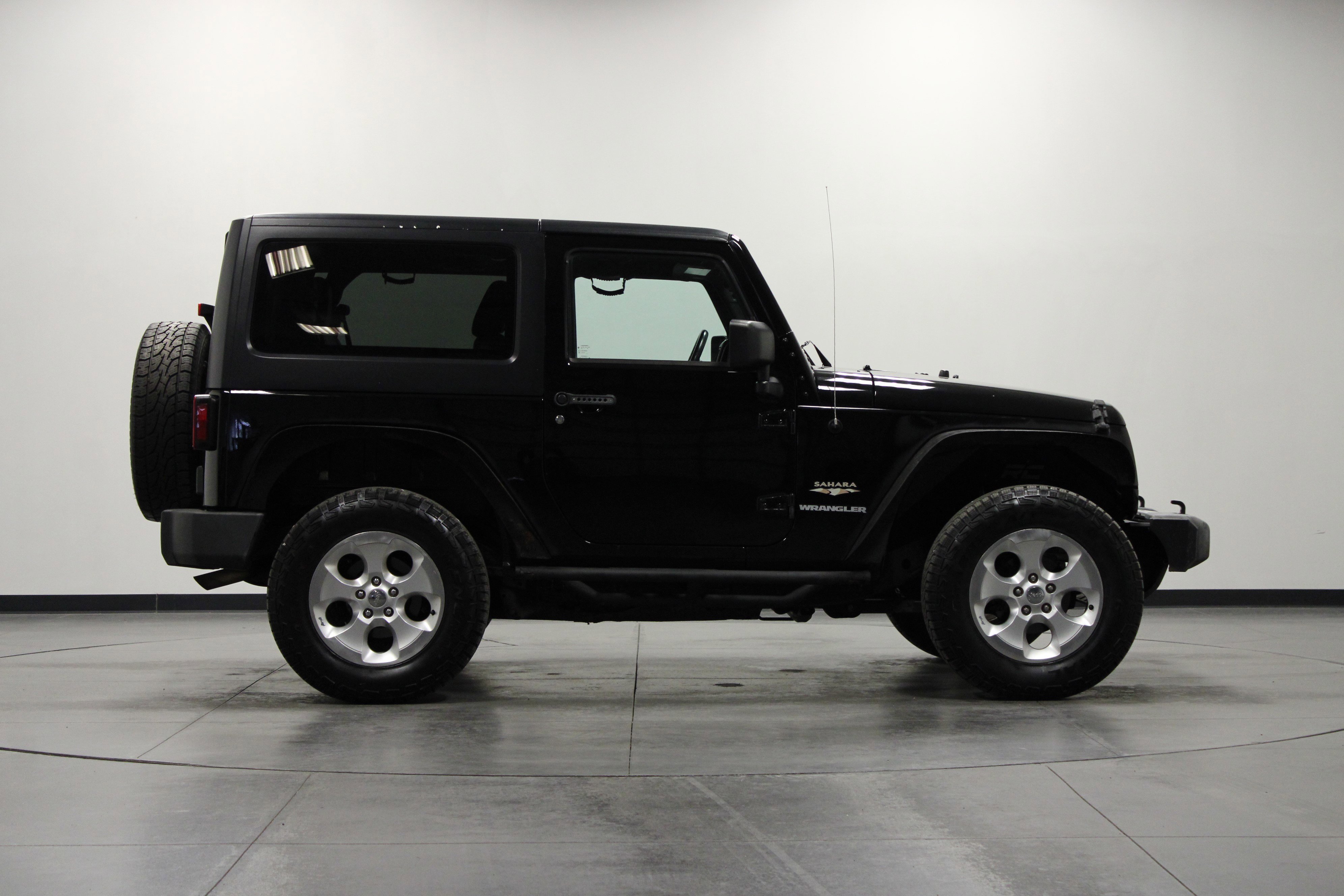 Used 2013 Jeep Wrangler Sahara w/ Connectivity Group image 3