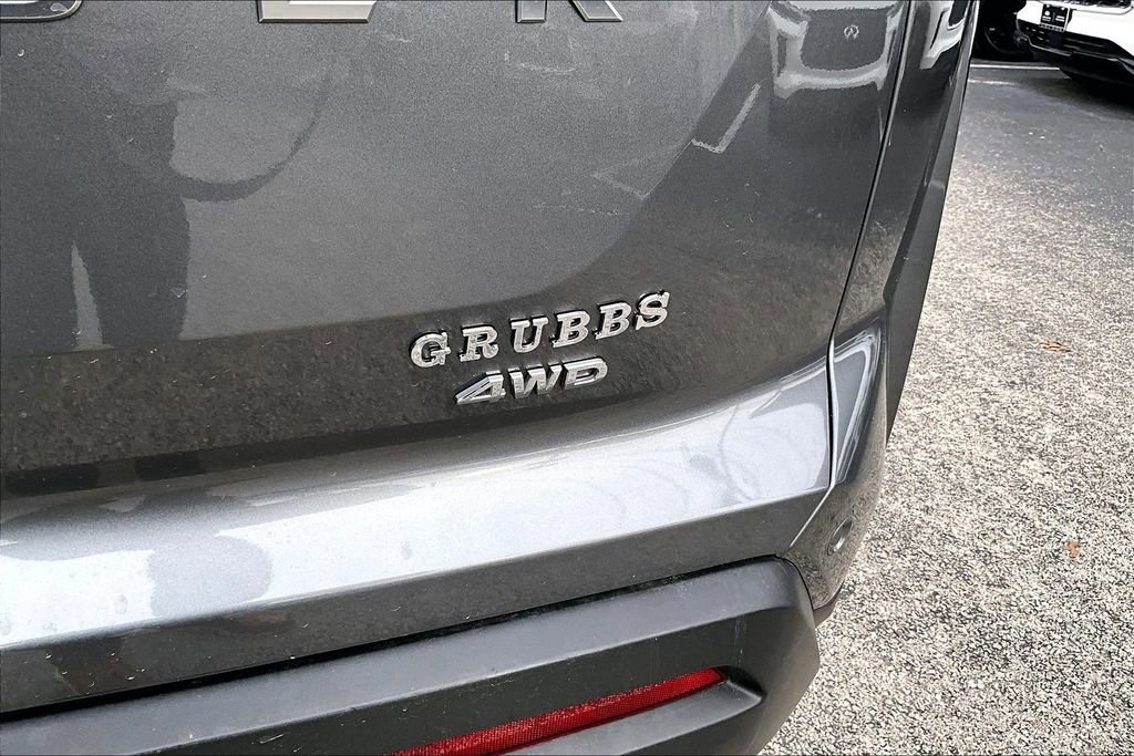 Used 2024 Nissan Pathfinder S image 42