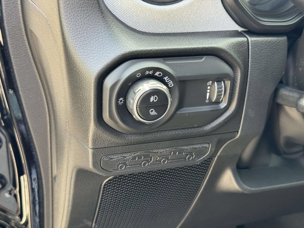 New 2026 Jeep Gladiator Sport AWD/4WD image 28