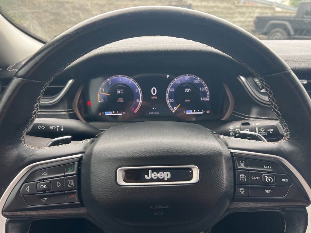 Used 2022 Jeep Grand Cherokee L Limited image 18