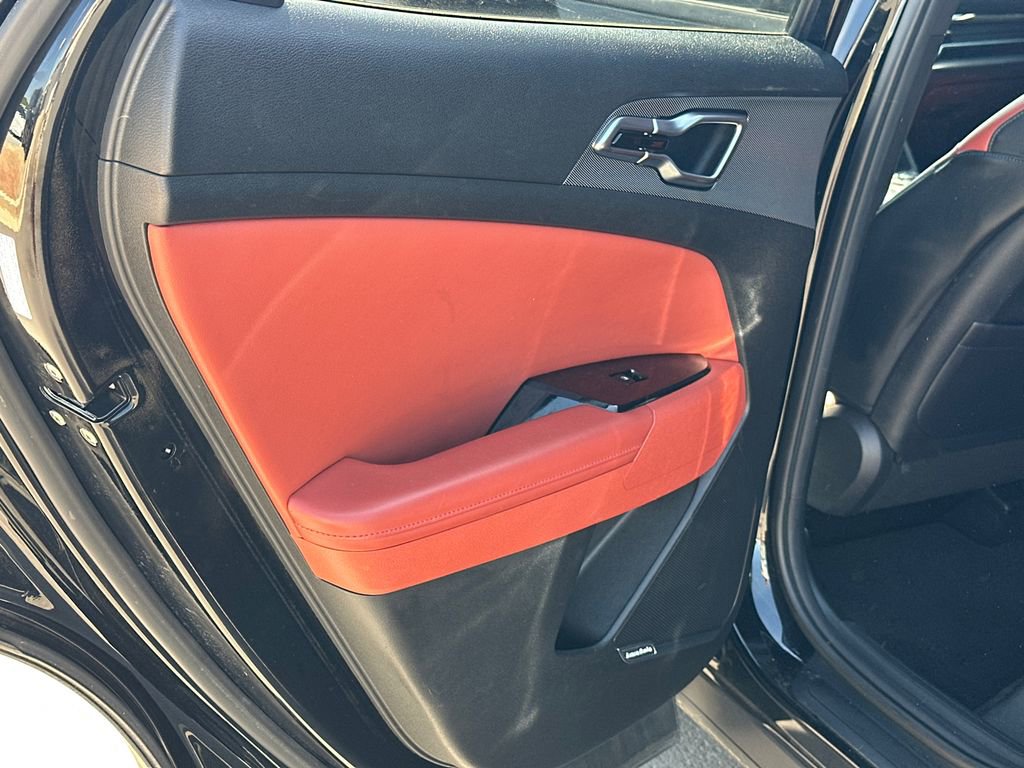 Used 2023 Kia Sportage SX image 21