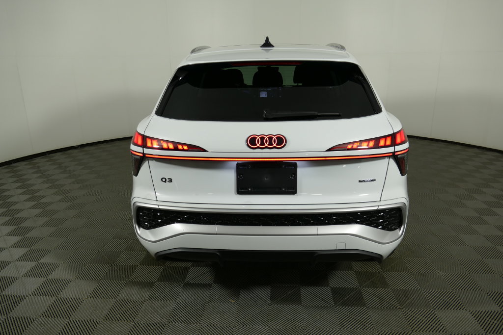 New 2026 Audi Q3 quattro 2.0T AWD/4WD image 4