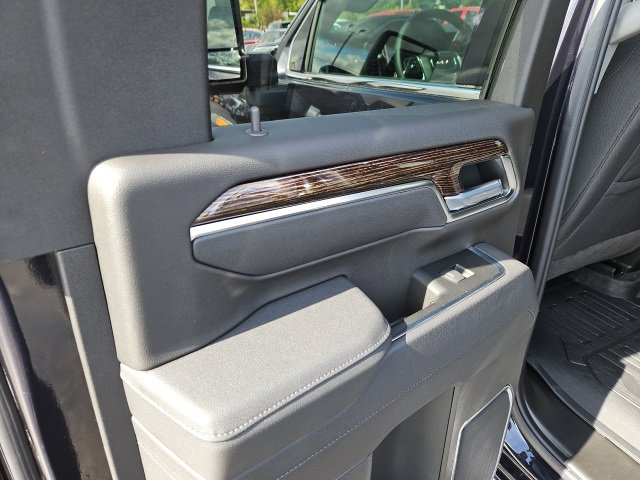 New 2026 GMC Sierra 2500 SLE w/ Preferred Package image 17