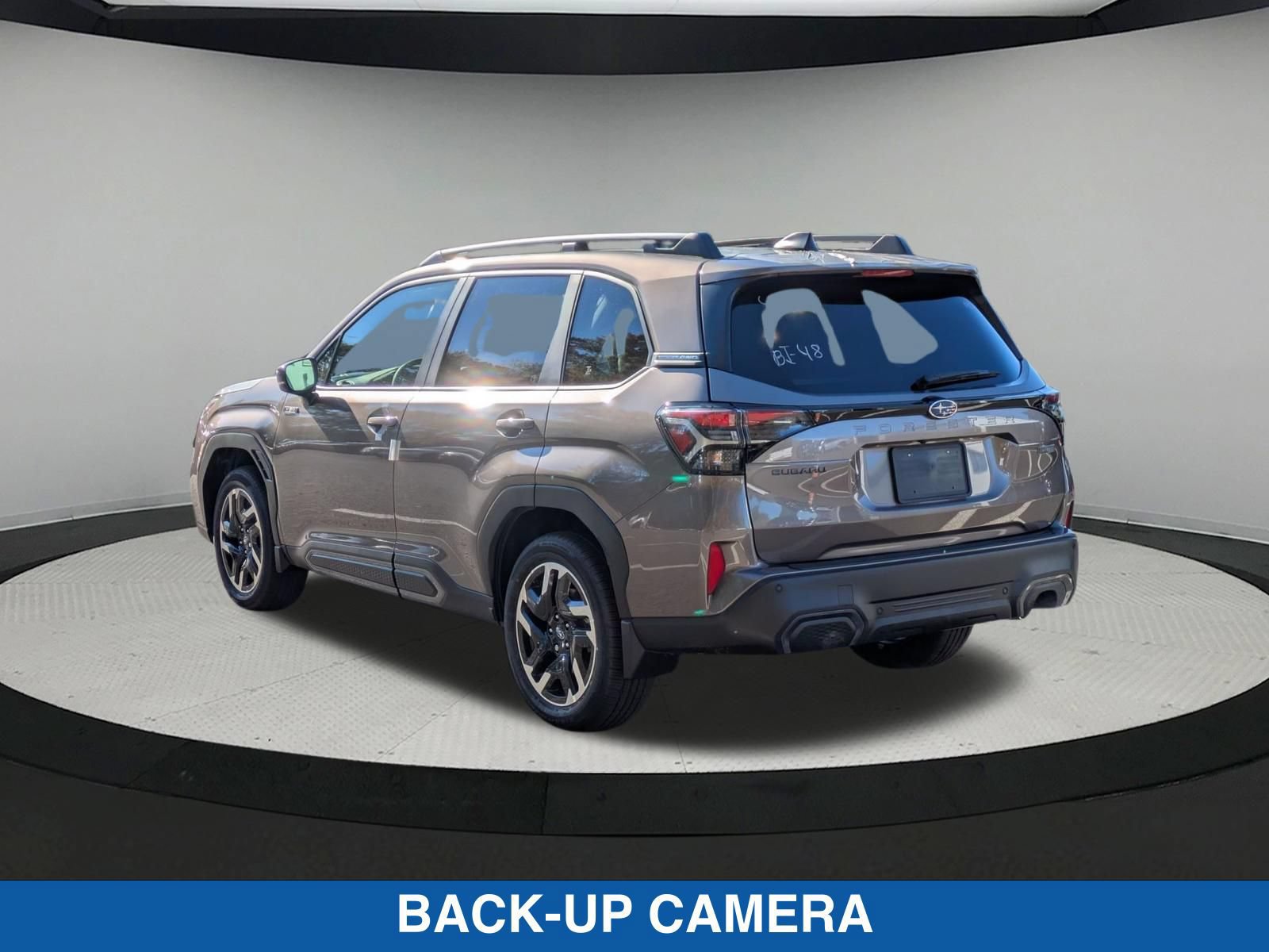 Used 2025 Subaru Forester Limited AWD/4WD image 5
