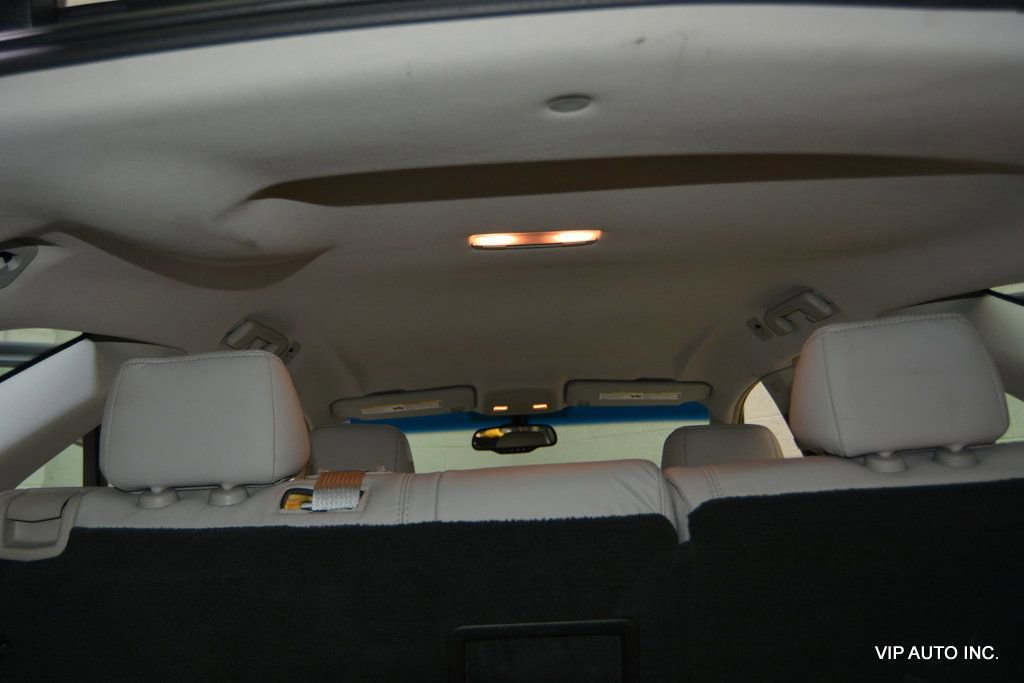 Used 2010 Cadillac CTS Wagon image 21