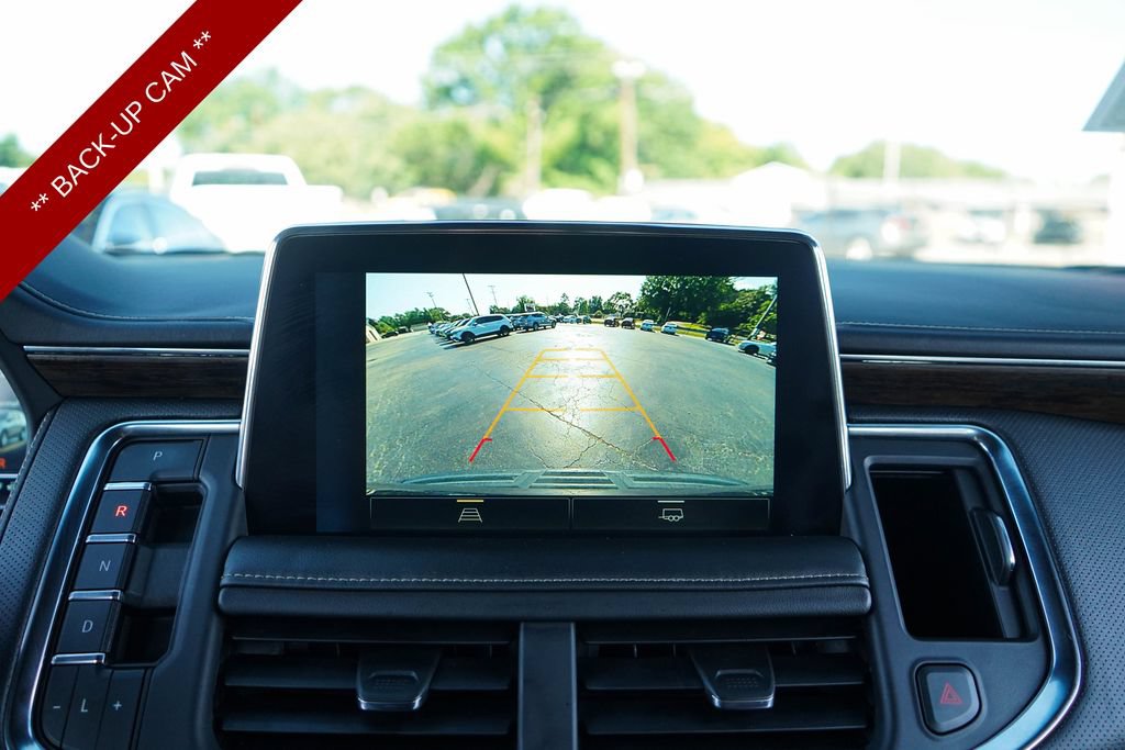 Used 2023 Chevrolet Suburban Premier AWD/4WD image 10