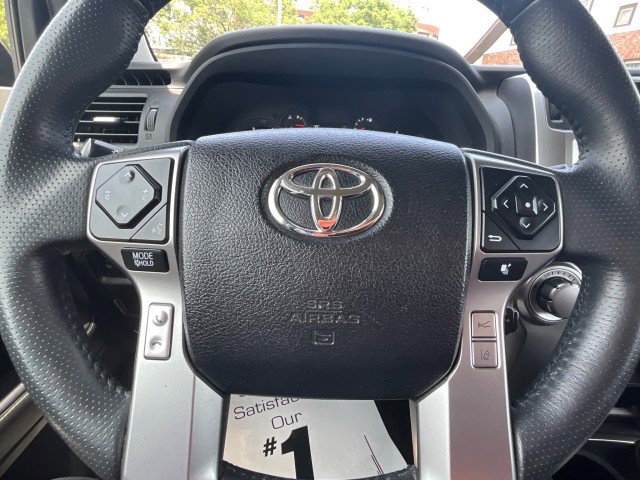 Used 2021 Toyota 4Runner SR5 image 12