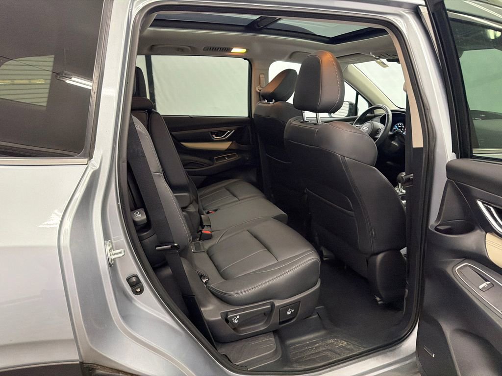 Used 2022 Subaru Ascent Limited w/ Technology Package AWD/4WD image 17