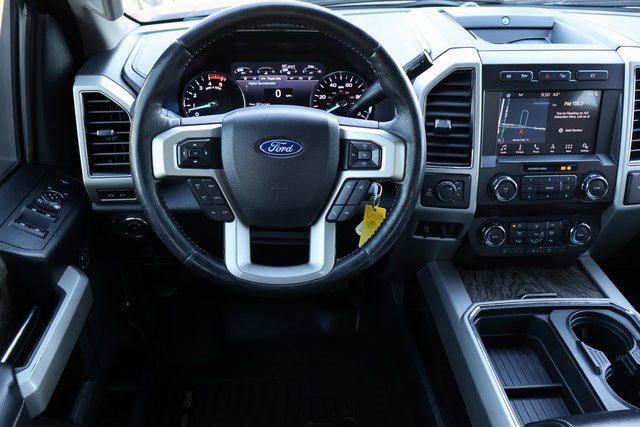 Used 2019 Ford F250 Lariat w/ Chrome Package image 4