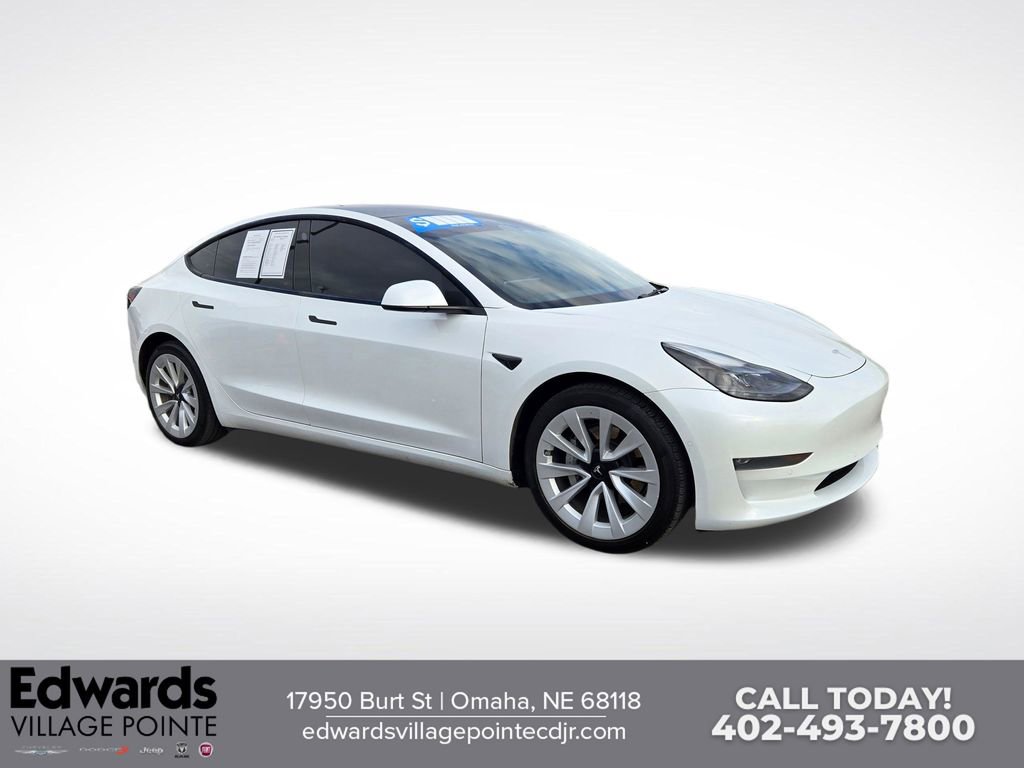 Used 2022 Tesla Model 3 Long Range AWD/4WD image 1