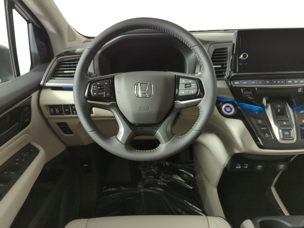 New 2026 Honda Odyssey Touring image 16