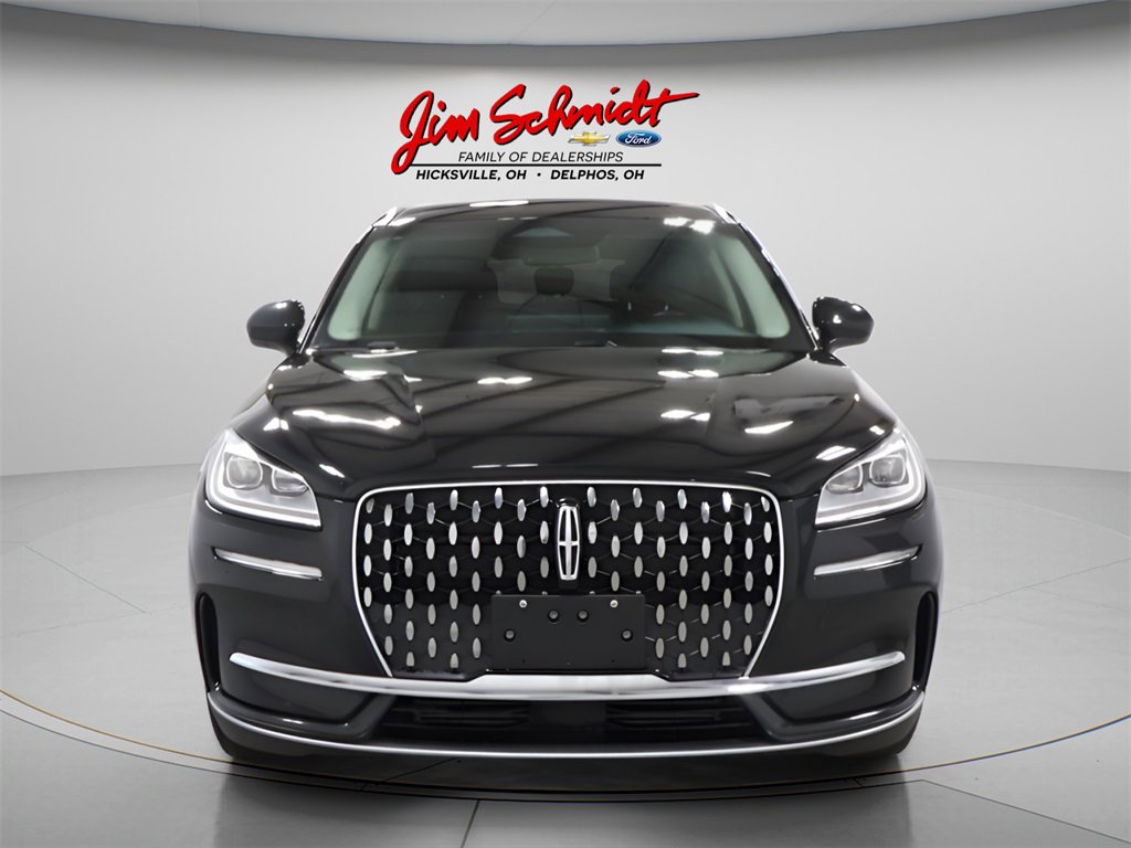 Used 2023 Lincoln Corsair Reserve image 3