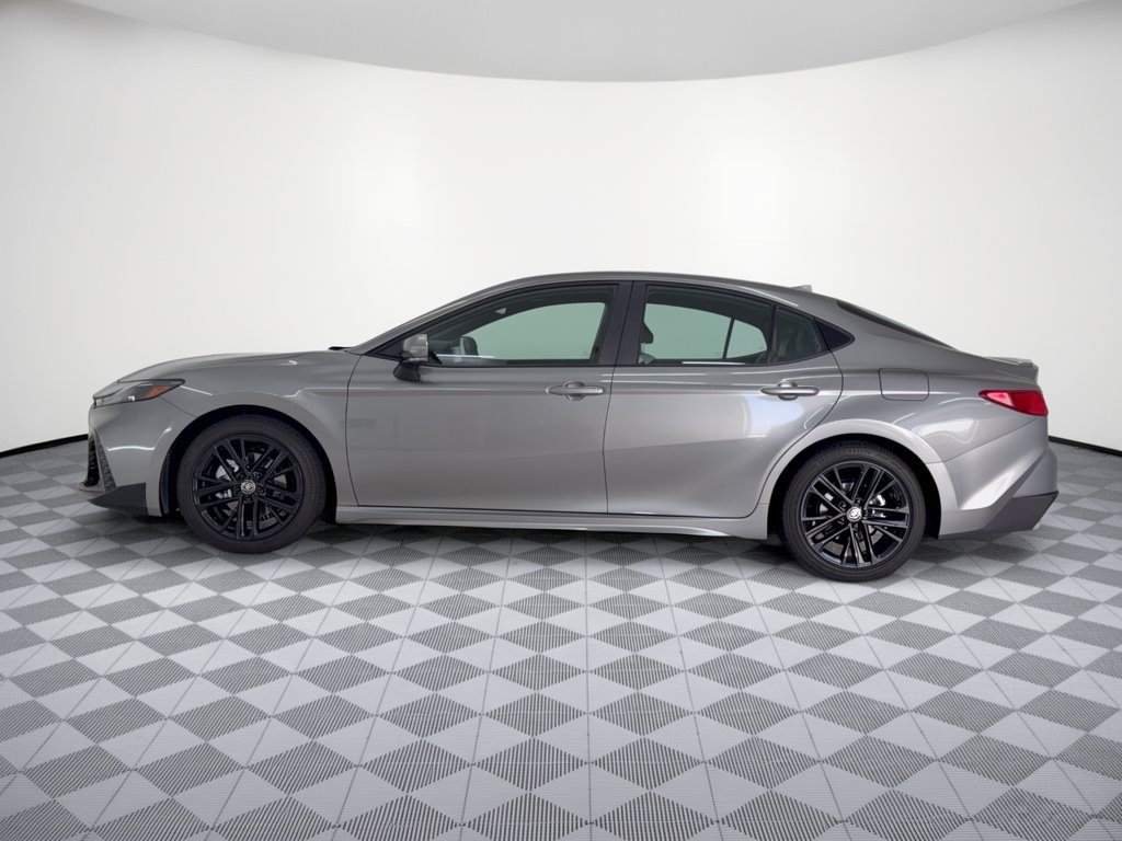 Used 2026 Toyota Camry SE w/ Convenience Package FWD image 2