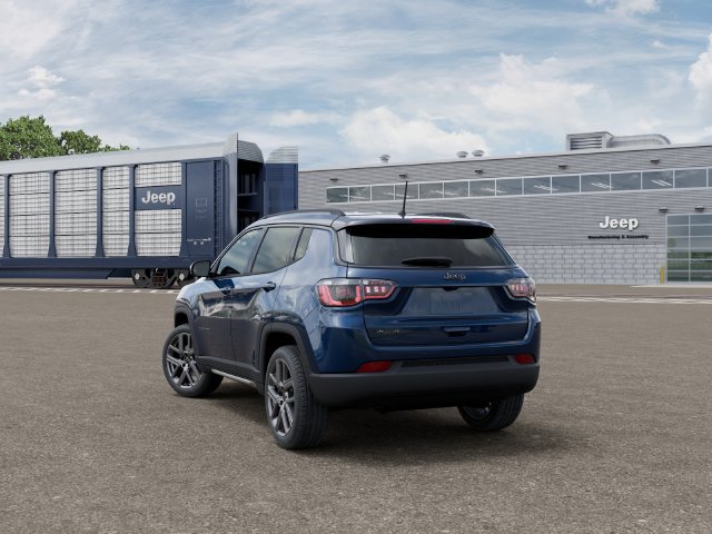 New 2026 Jeep Compass Limited AWD/4WD image 3