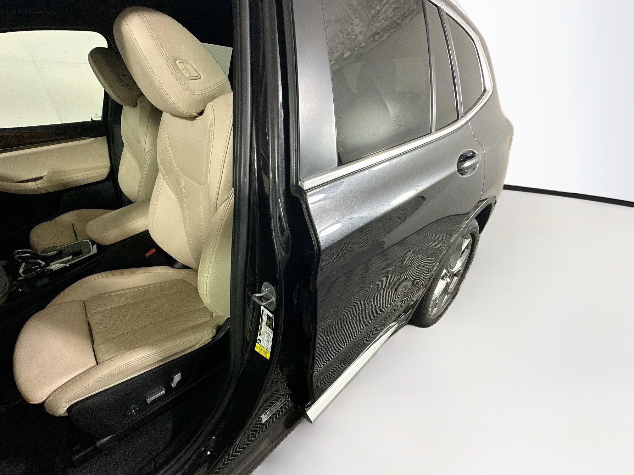 Used 2023 BMW X3 sDrive30i w/ Premium Package RWD image 12