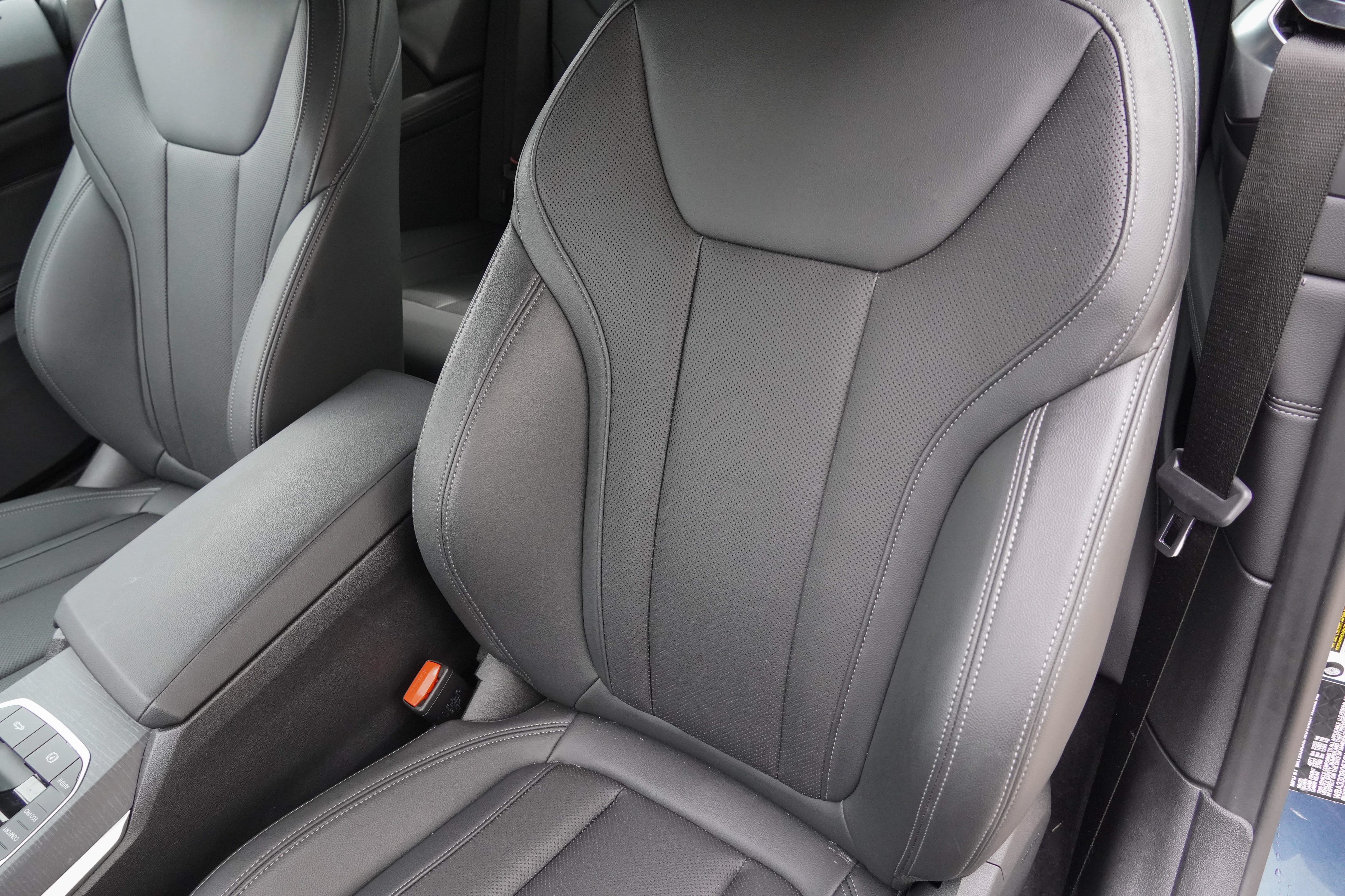 Certified 2026 BMW 430i Convertible RWD image 14