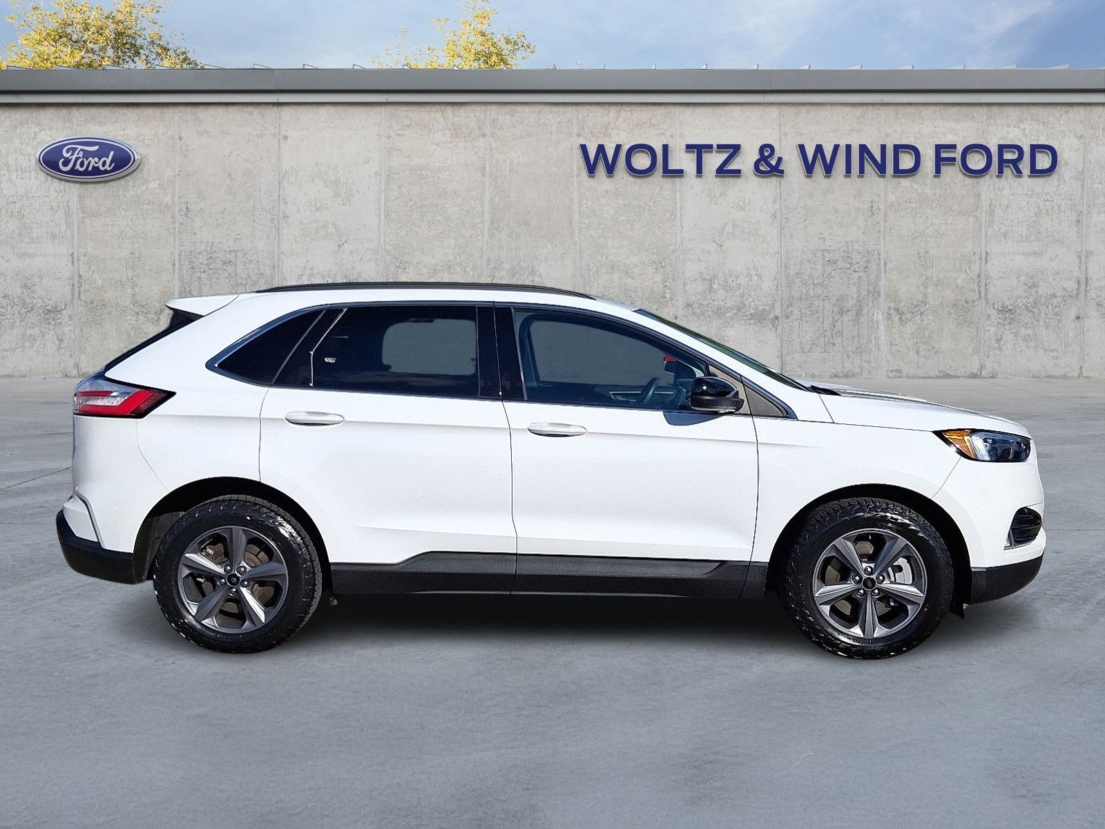 Certified 2022 Ford Edge SEL w/ Sport Appearance Package image 7