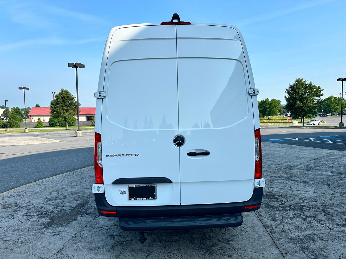 New 2025 Mercedes-Benz eSprinter 170 Cargo image 5