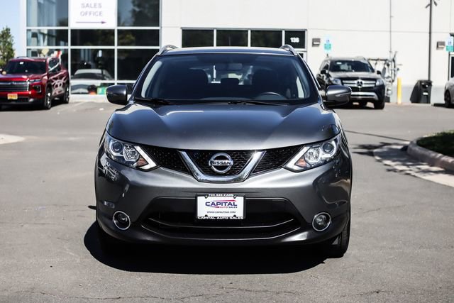 Used 2017 Nissan Rogue Sport SV w/ SV All-Weather Package AWD/4WD image 6
