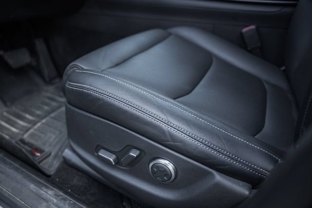 Used 2023 Genesis GV70 2.5T AWD/4WD image 42