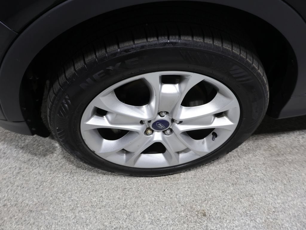 Used 2016 Ford Escape Titanium AWD/4WD image 9