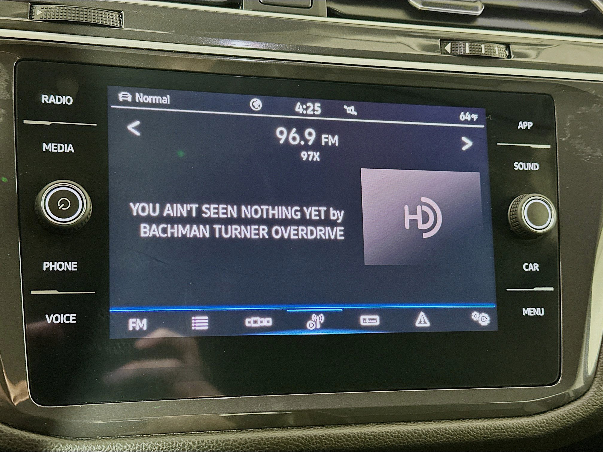 Used 2024 Volkswagen Tiguan Wolfsburg Edition image 14