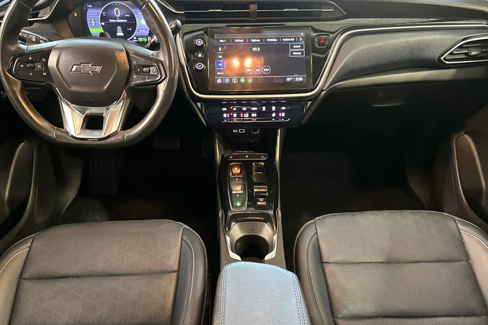 Used 2023 Chevrolet Bolt EUV Premier w/ Super Cruise Package FWD image 4
