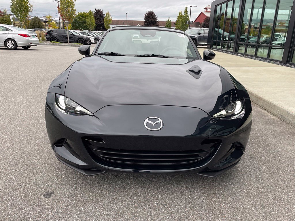 New 2026 MAZDA MX-5 Miata Sport RWD image 3
