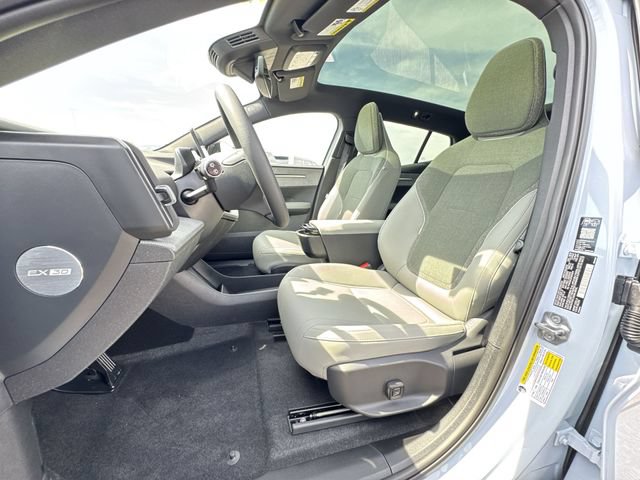 New 2026 Volvo EX30 Cross Country Ultra w/ Protection Package Premier AWD/4WD image 18