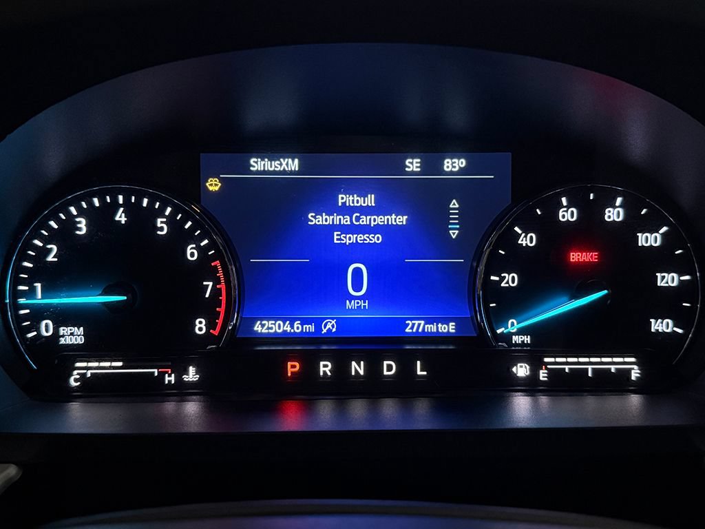 Used 2023 Ford Explorer XLT w/ Equipment Group 202A AWD/4WD image 38