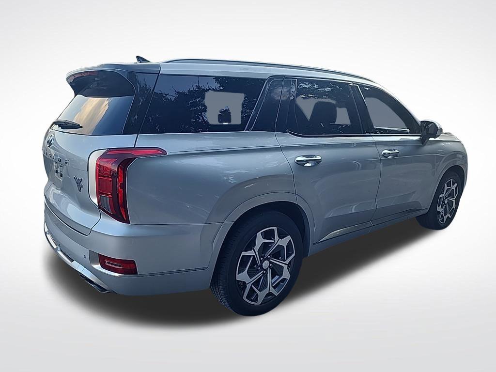 Used 2022 Hyundai Palisade Calligraphy FWD image 3