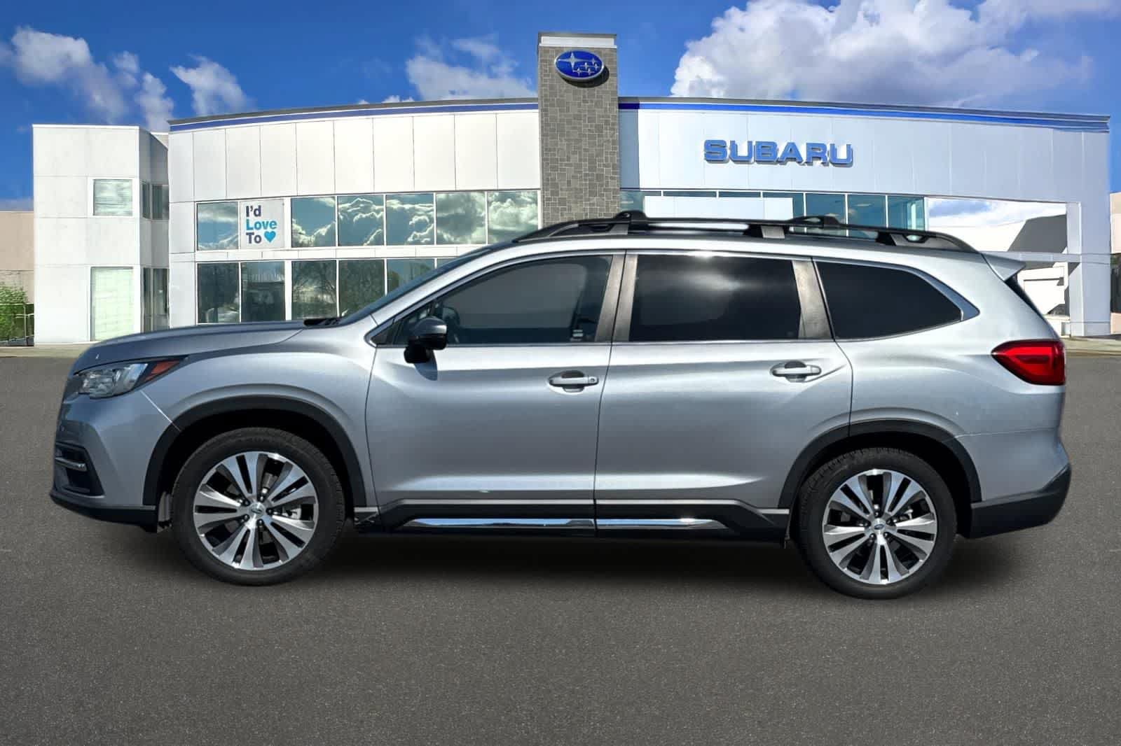 Used 2021 Subaru Ascent Limited w/ Technology Package AWD/4WD image 9