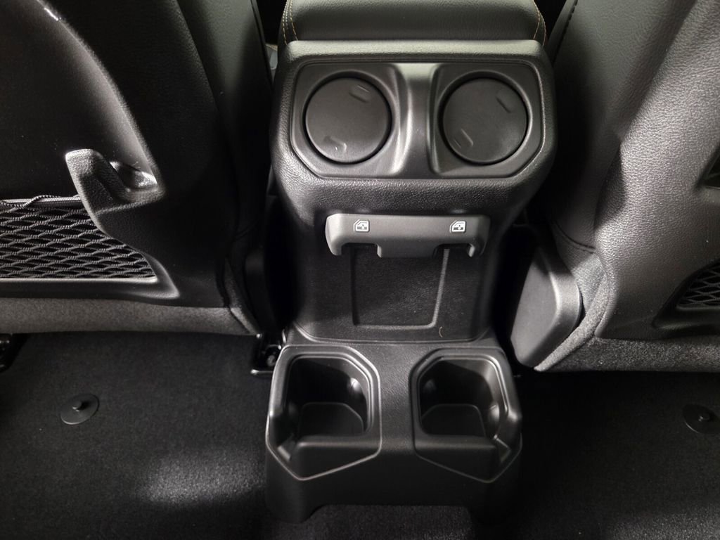 New 2026 Jeep Gladiator Sport AWD/4WD image 18