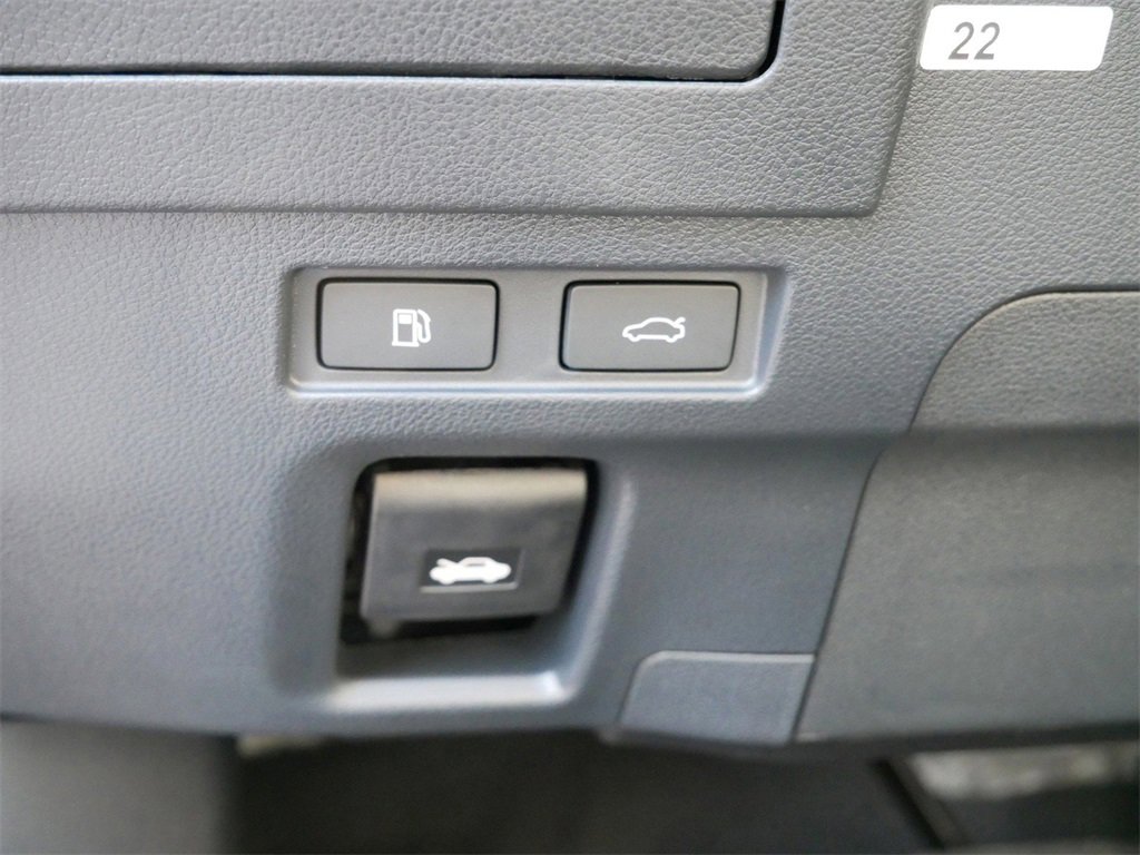 New 2025 Lexus ES 300h w/ Premium Package image 16