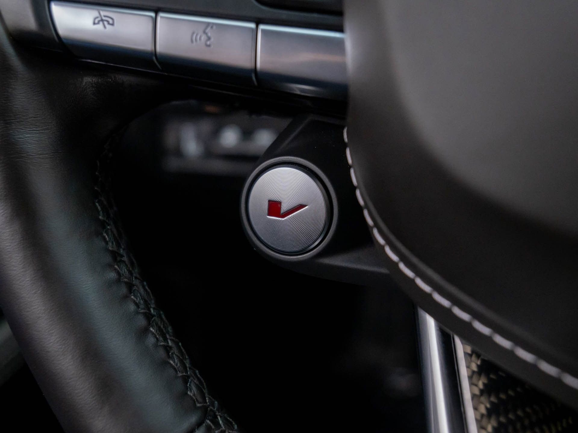 Certified 2025 Cadillac CT4 V Blackwing w/ Carbon Fiber 1 Package image 33